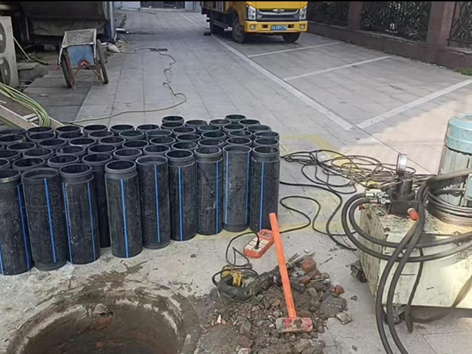 杨陵PE置换管厂家 DN315置换管 非开挖管短管置换